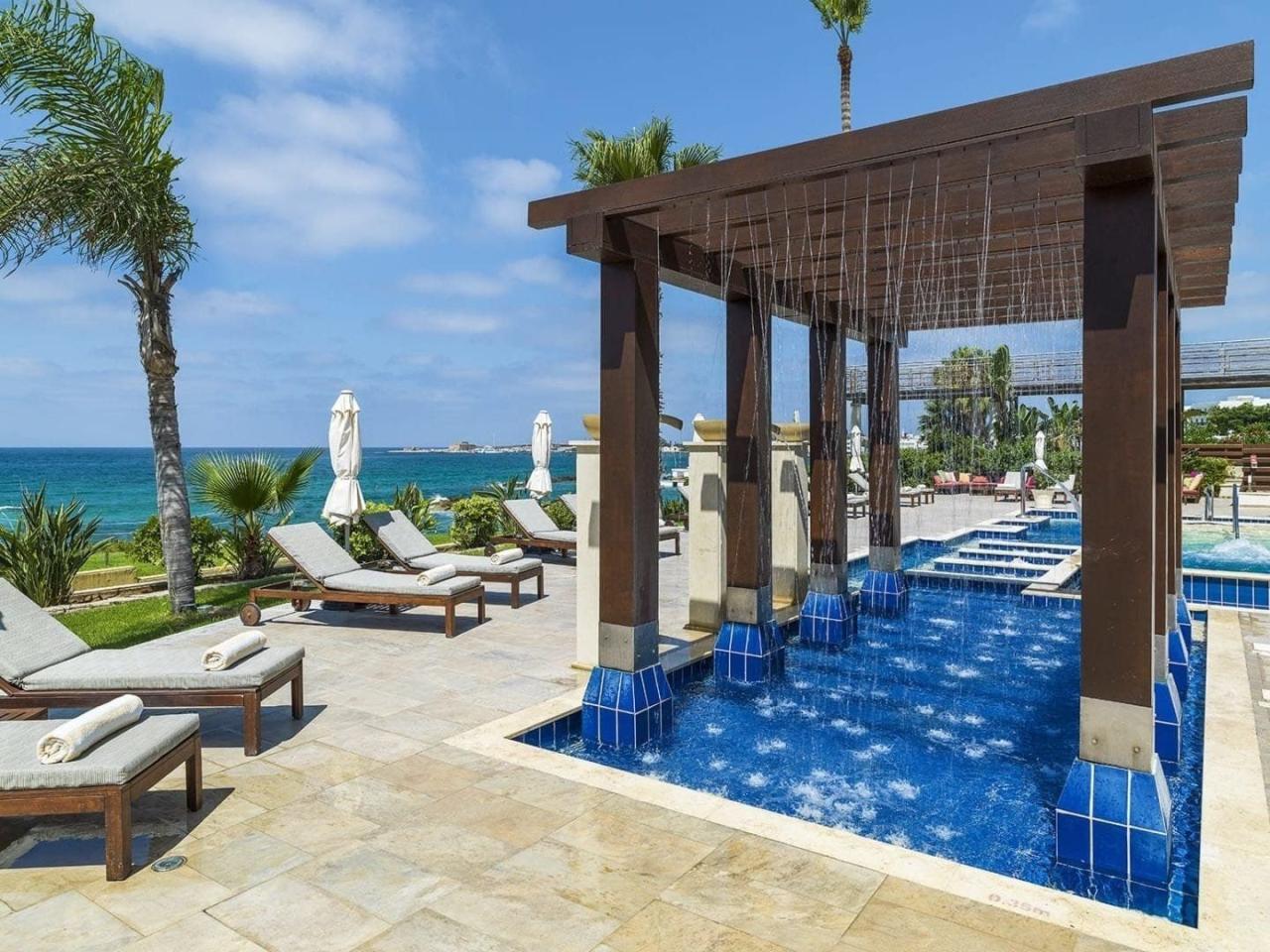 Hotel Alexander The Great Beach