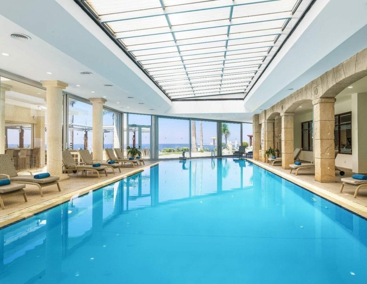 Hotel Alexander The Great Beach