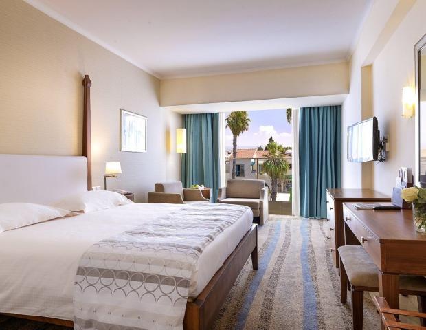 Hotel Alexander The Great Beach
