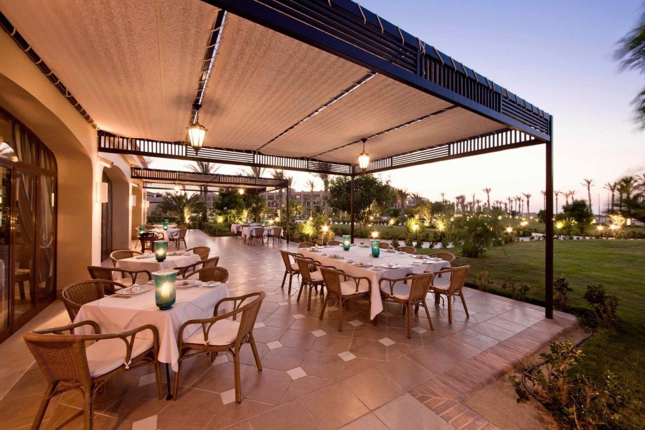 Hotel Jaz Almaza Beach Resort