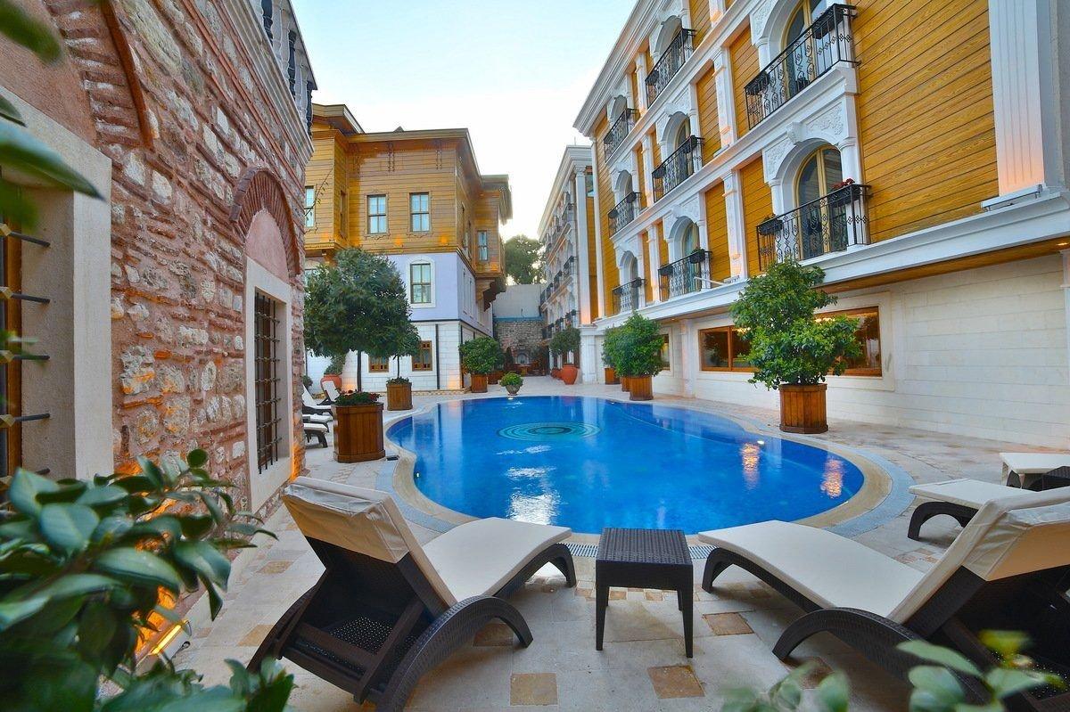 Hotel Seven Hills Palace and Spa