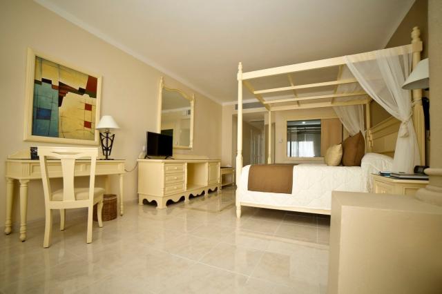 Luxury Bahia Principe Akumal