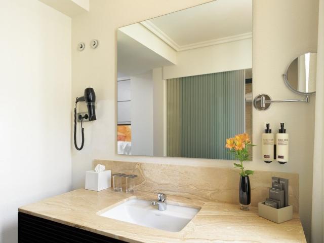 Hotel H10 Universitat