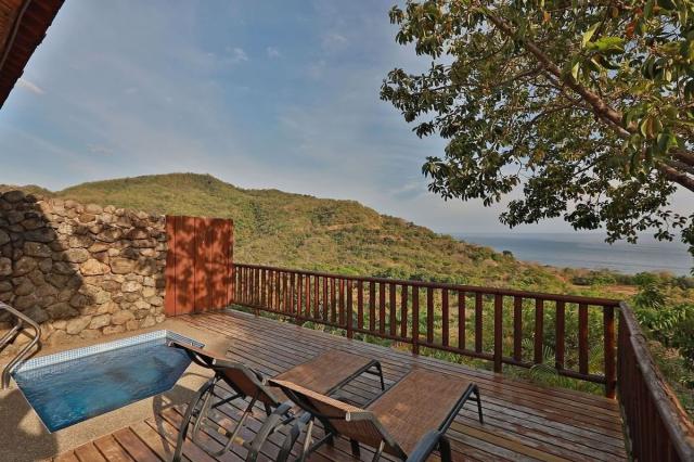 Punta Islita, Autograph Collection