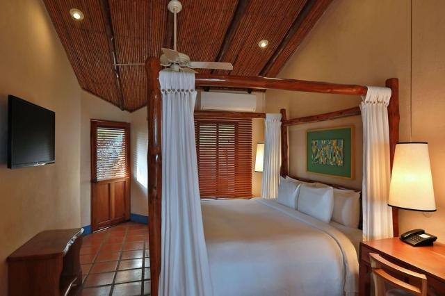 Punta Islita, Autograph Collection