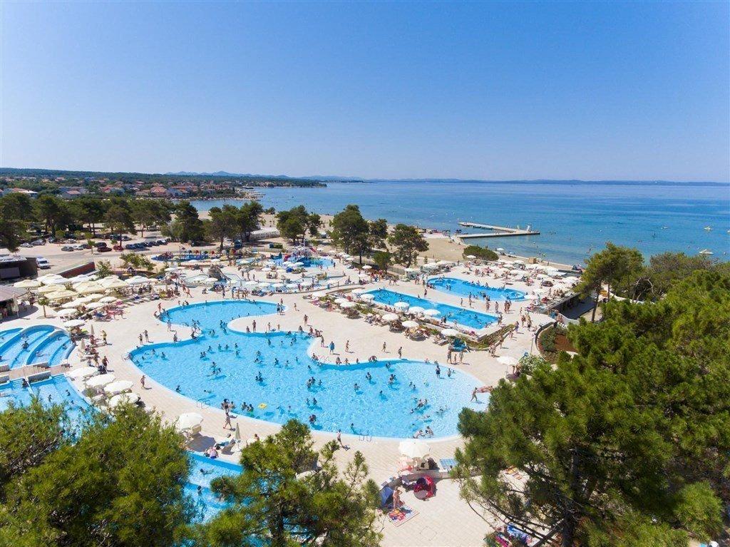 Zaton Holiday Resort-Mobile homes