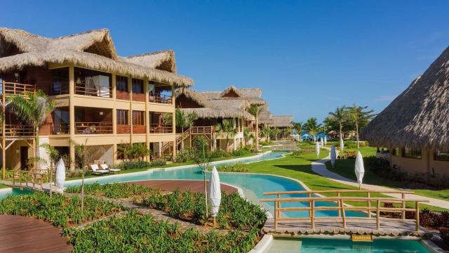 Hotel Zoëtry Aqua Punta Cana