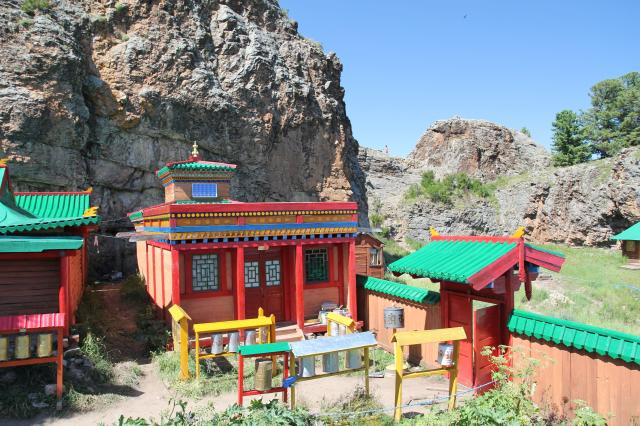 Tuvkun monastery
