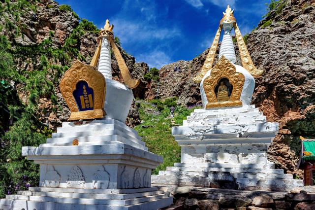 Tuvkhun monastery