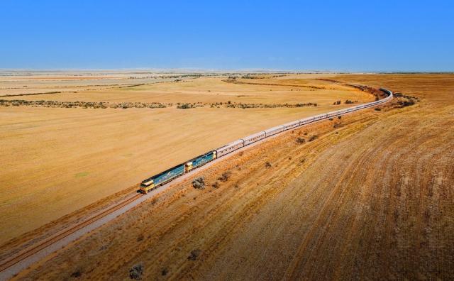 Luxusním vlakem Indian Pacific ze Sydney do Perthu