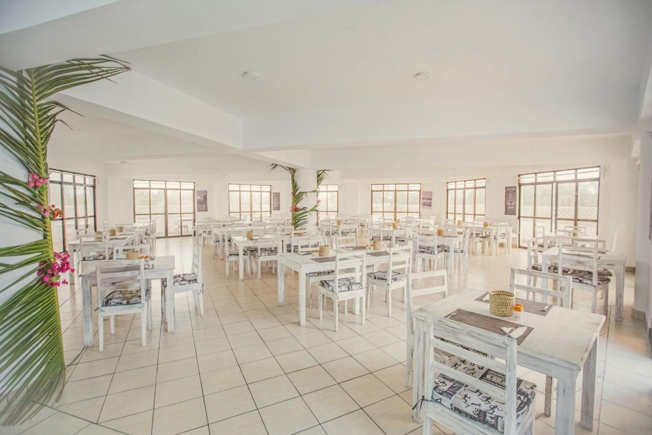Hotel AHG Lion Beach Resort