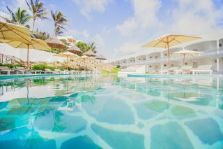 Safari v krajině červených slonů & Hotel AHG Lion Beach Resort