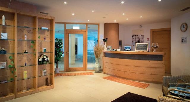 Hotel Alpine Mugon