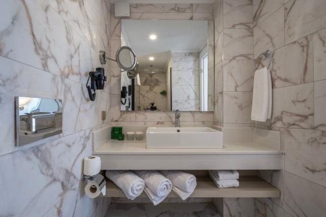 Orient Express & Hotel La Benata