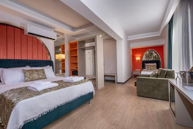 Orient Express & Hotel La Benata