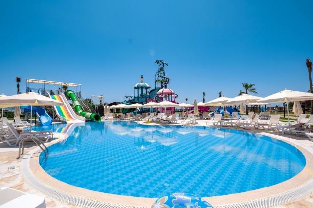 Orient Express & Hotel La Benata