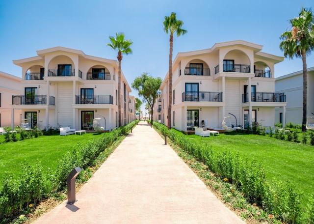 Orient Express & Hotel La Benata