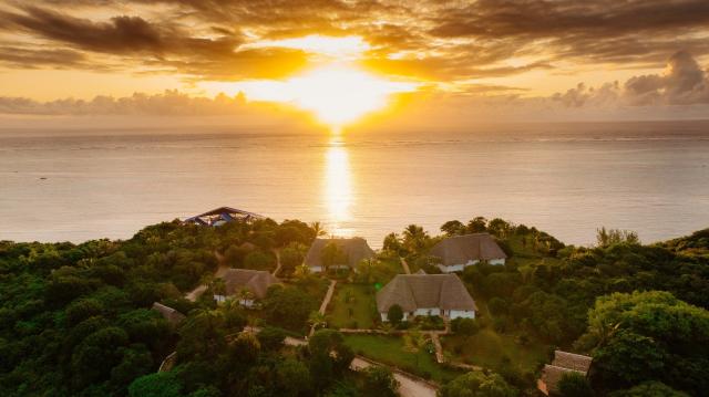 Hotel Pearl Beach by Sansi