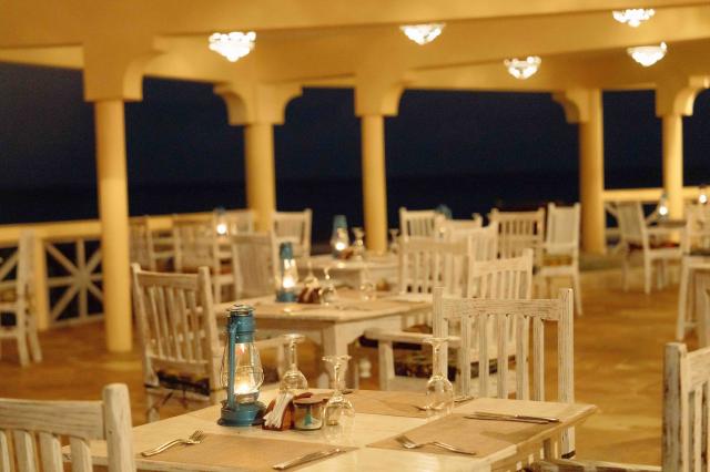 Hotel Pearl Beach by Sansi