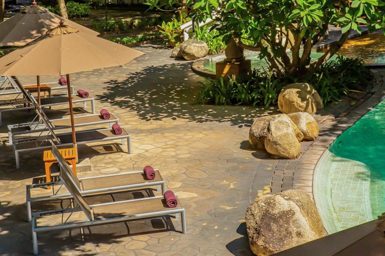 Woodlands Hotel and Resort