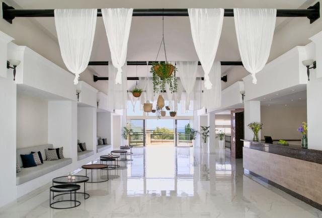 Hotel Louis Paphos Breeze