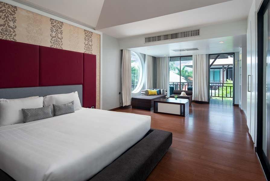 Hotel Z Through By The Zign