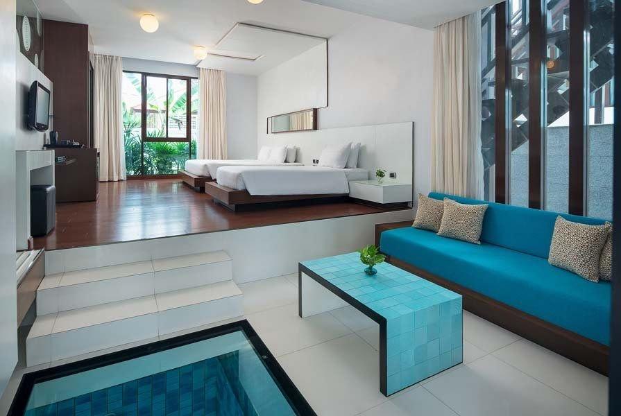 Hotel Z Through By The Zign