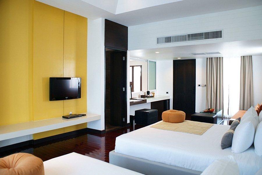 Hotel Z Through By The Zign