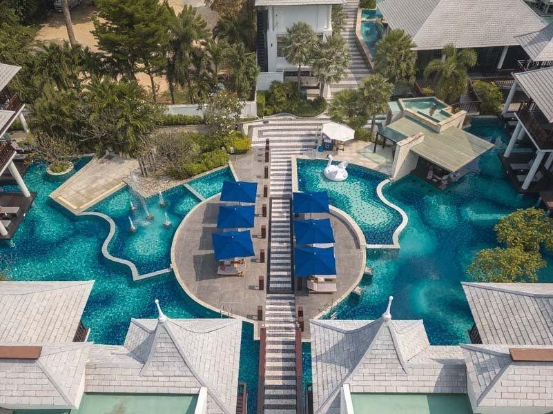 Hotel Z Through By The Zign