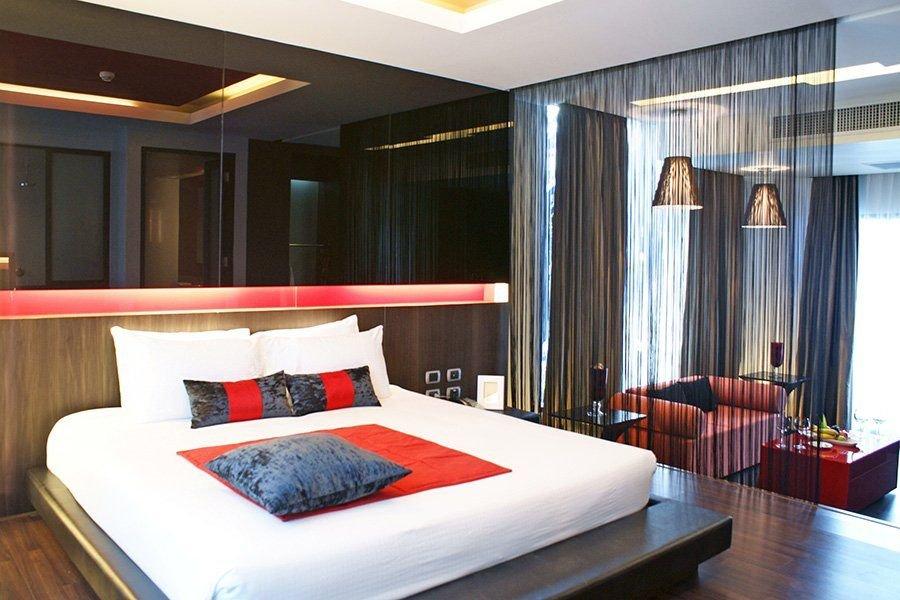 Hotel Z Through By The Zign