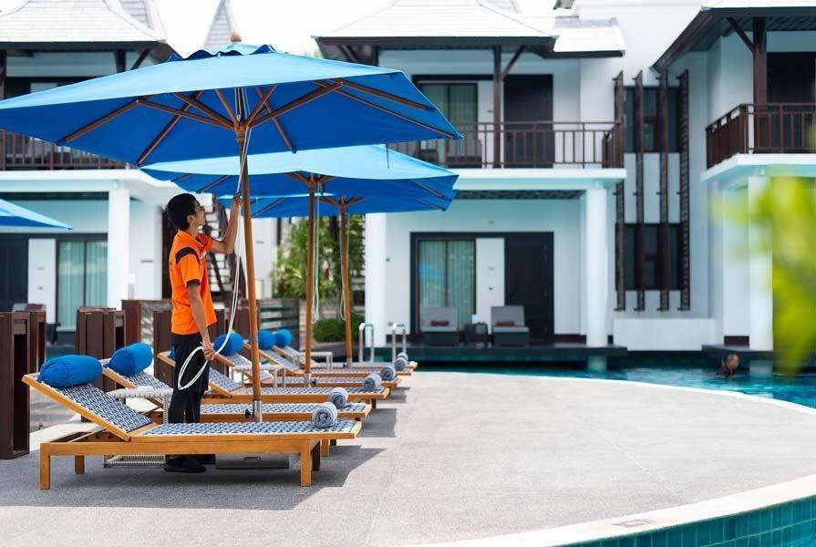 Hotel Z Through By The Zign