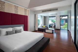 Hotel Z Through By The Zign