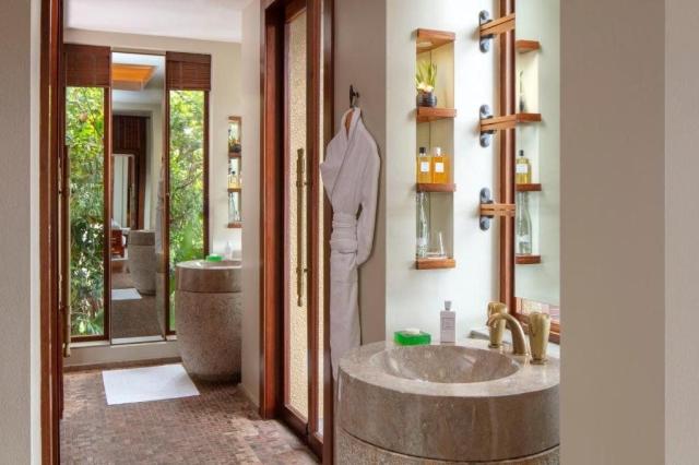 Anantara Maia Seychelles Villas