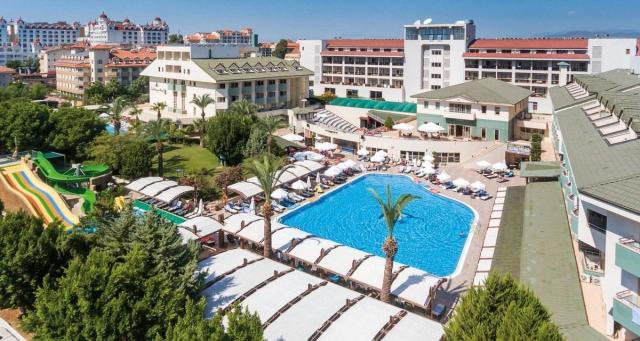 Orient Express & Hotel Side Breeze