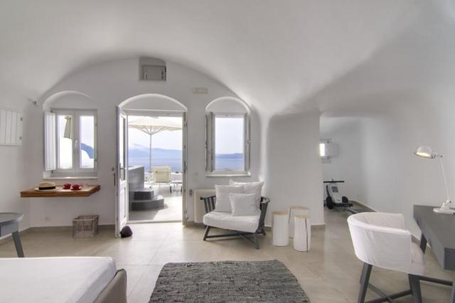 Hotel Santorini Secret Suites & Spa