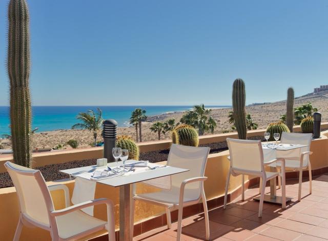H10 Playa Esmeralda