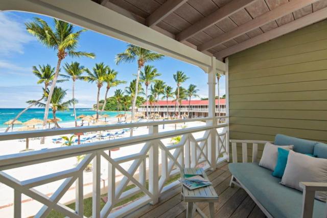 Pineapple Beach Club