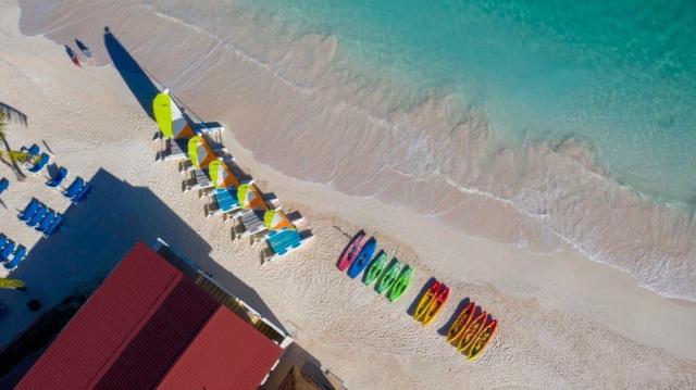 Pineapple Beach Club