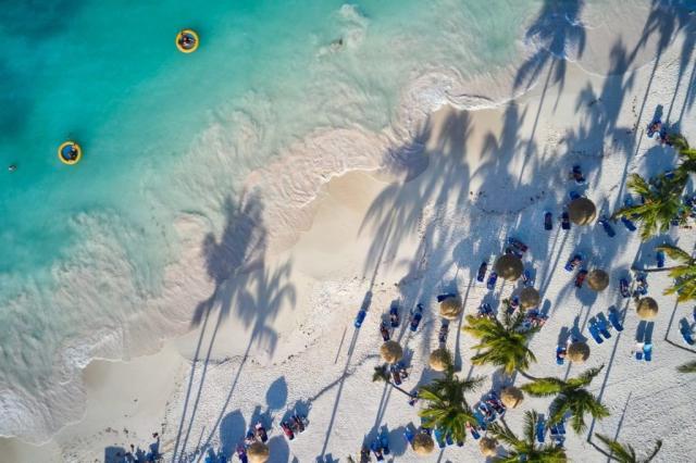 Pineapple Beach Club