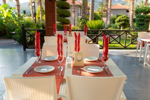 Orient Express & Hotel Miramor Garden Resort