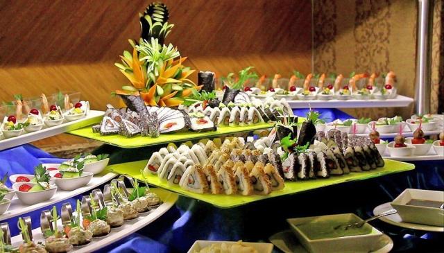Orient Express & Hotel Royal Dragon