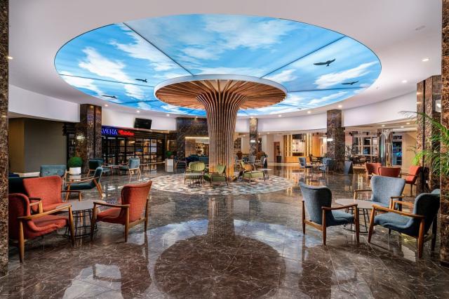 Orient Express & Hotel Avena Resort & Spa Hotel