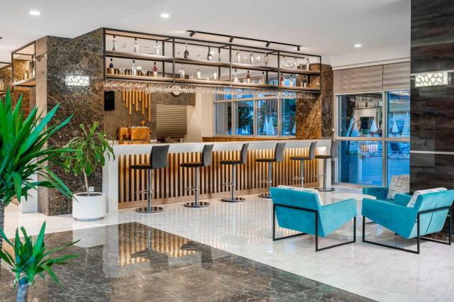 Orient Express & Hotel Avena Resort & Spa Hotel