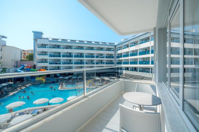 Orient Express & Hotel Avena Resort & Spa Hotel