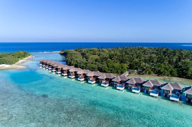 Sheraton Maldives Full Moon Resort & Spa