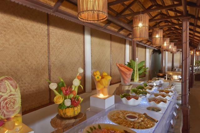 Angaga Island Resort