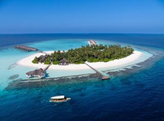 Angaga Island Resort