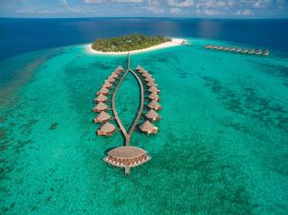 Angaga Island Resort