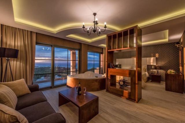 Elegance Luxury Suites