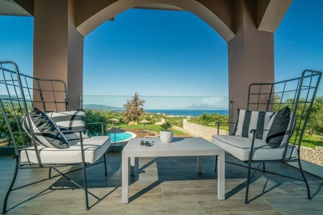Elegance Luxury Suites